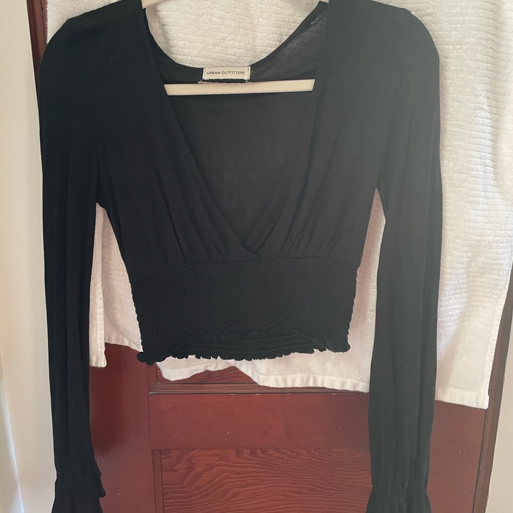 UO black long sleeve